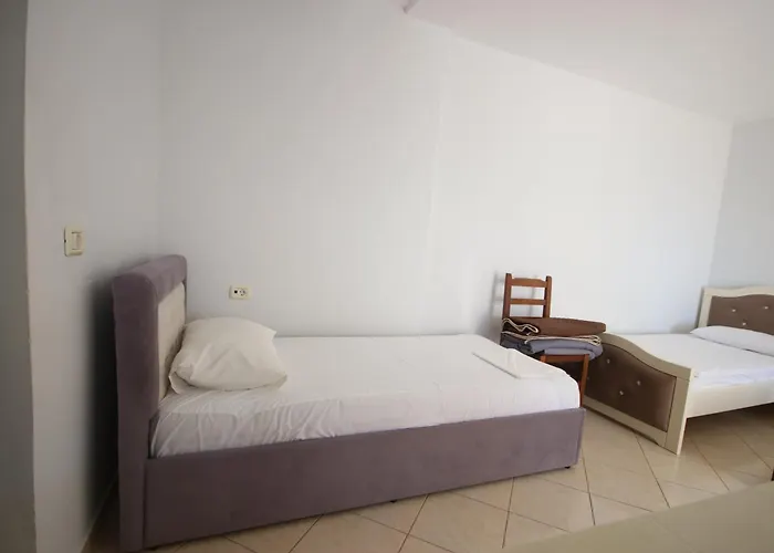 Harry Appartement Himare